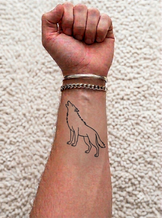 Tattoo Loup cri